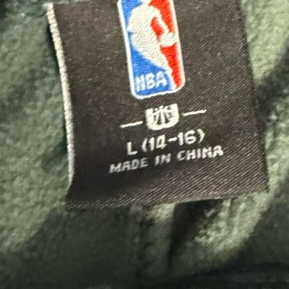 Boys Milwaukee Bucks Sweatpants, size 14-16 - Picture 4 of 5